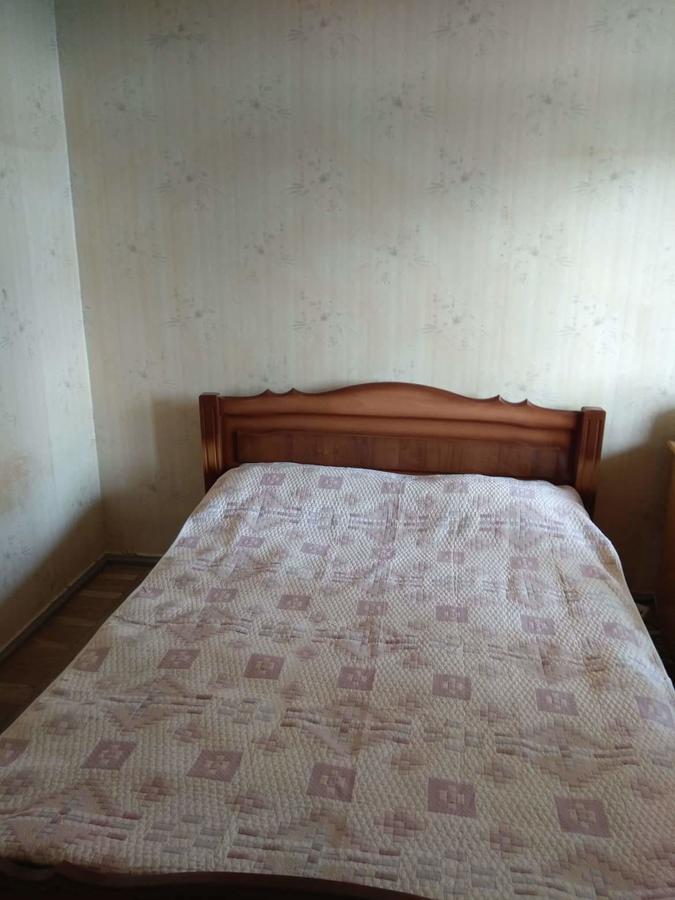 Room In The Centre 耶烈万 外观 照片