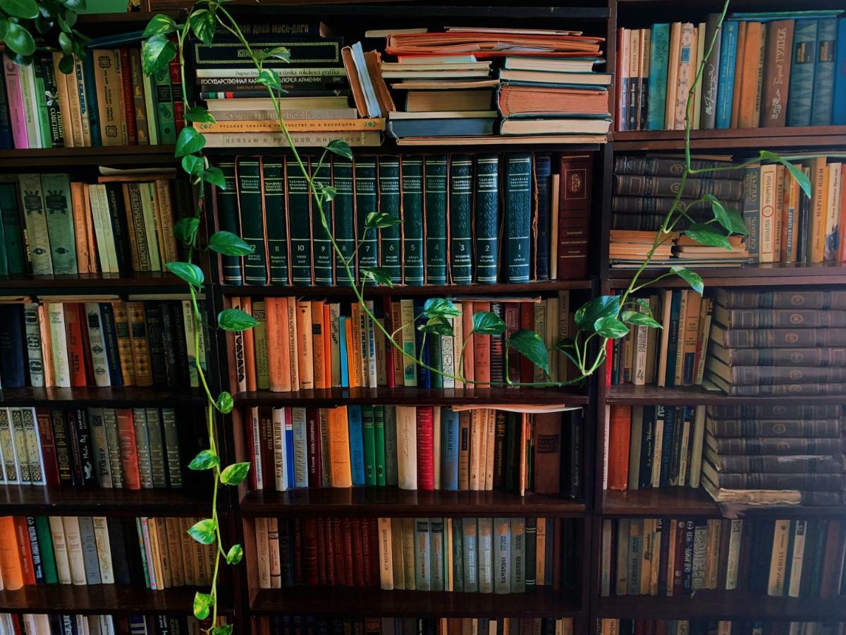 Room In The Centre 耶烈万 外观 照片